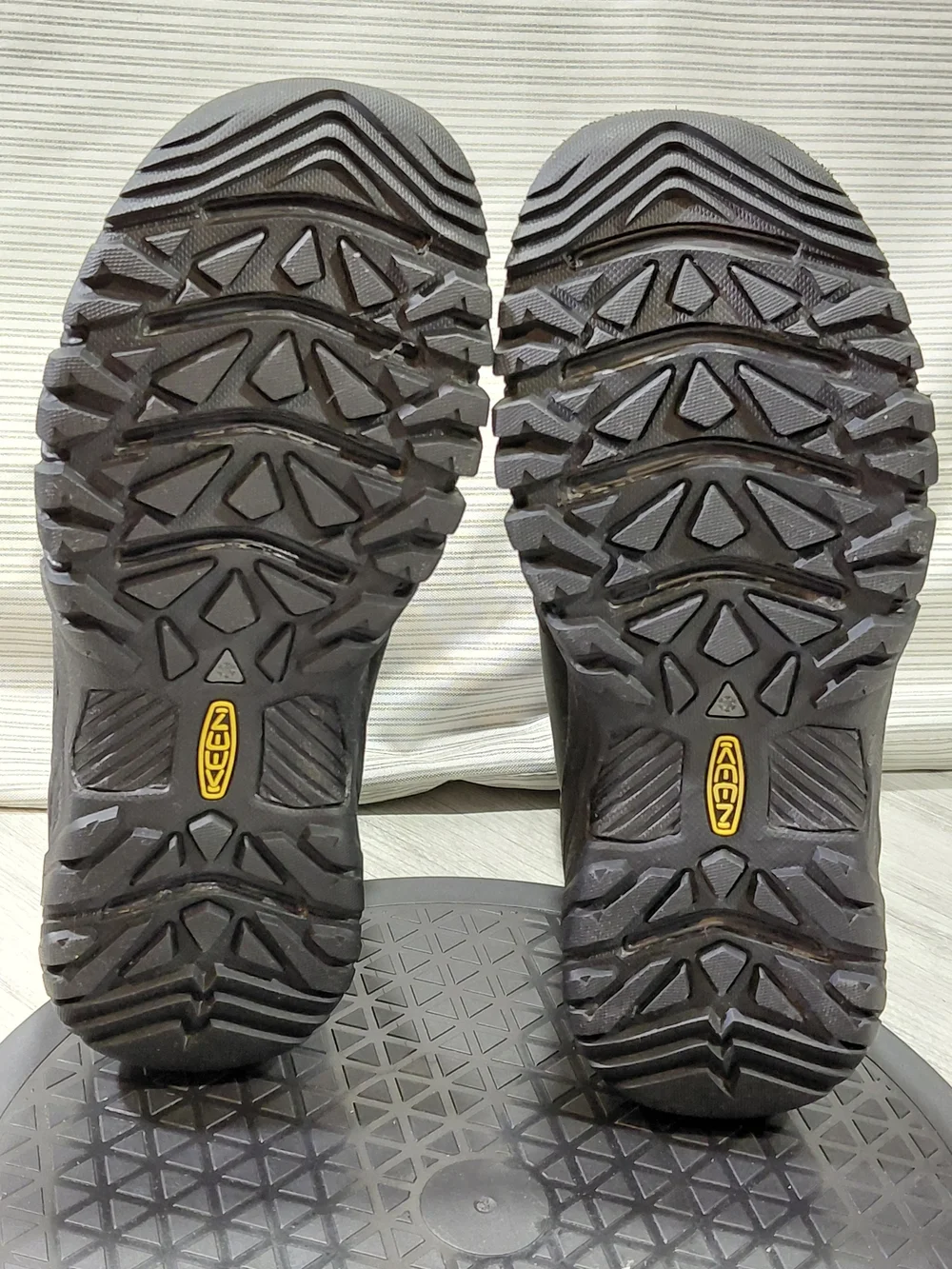 KEEN Womens Greta Premium Full Grain Black Waterproof Leather Upper SIZE W8
